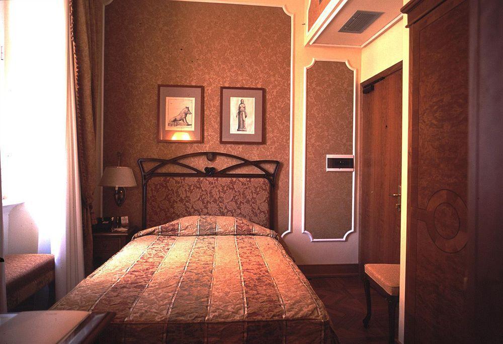 Hotel Villa Morgagni Róma Szoba fotó