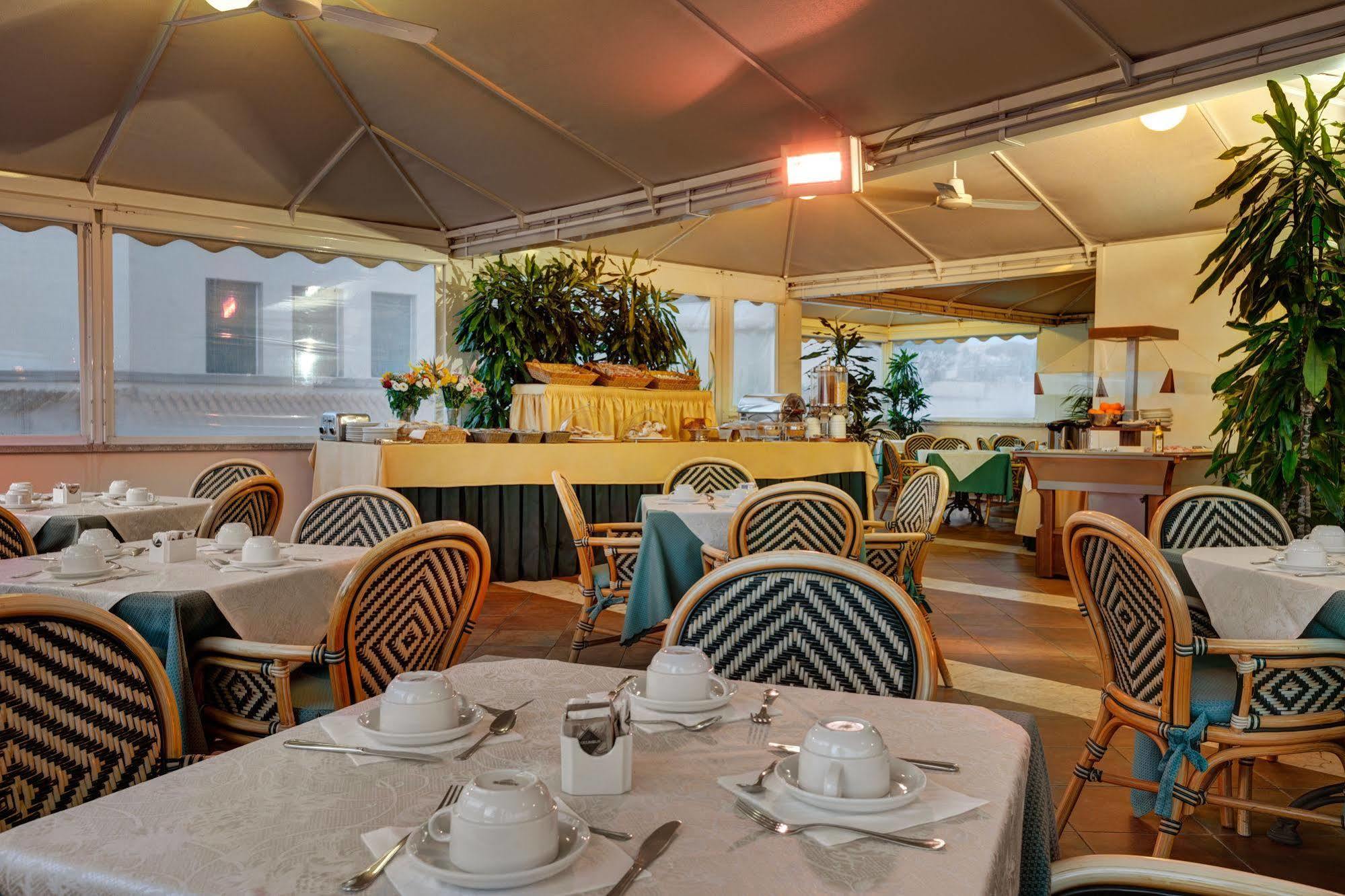 Hotel Villa Morgagni Róma Kültér fotó